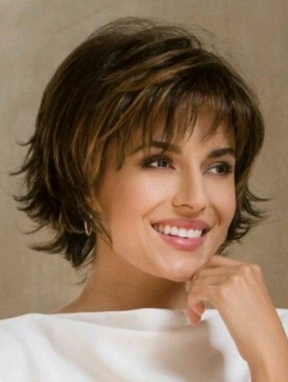 NWT Women's Short Layered Black Mixed Synthetic Wig Soft Natural